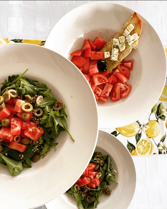 Tomato, arugula and feta salads